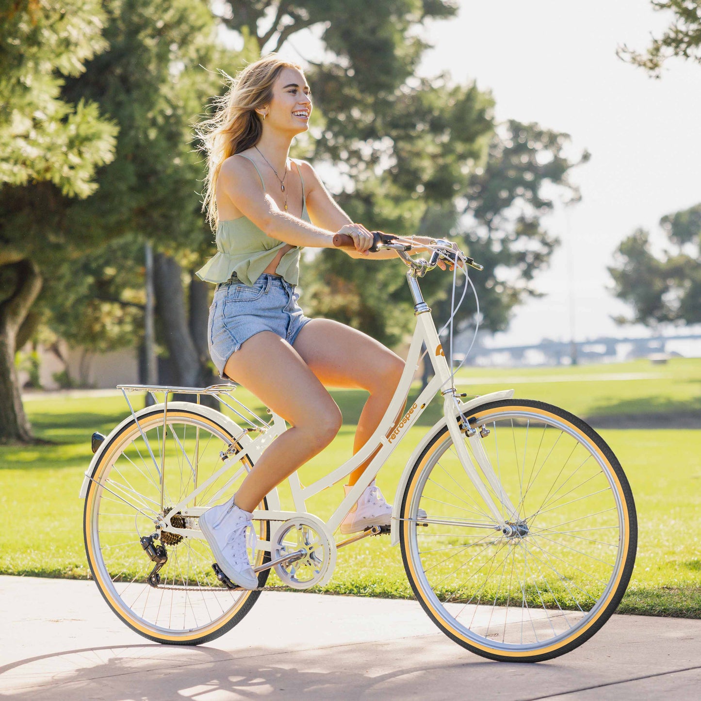 Beaumont City Bike - Step Through 7 Speed | Retrospec