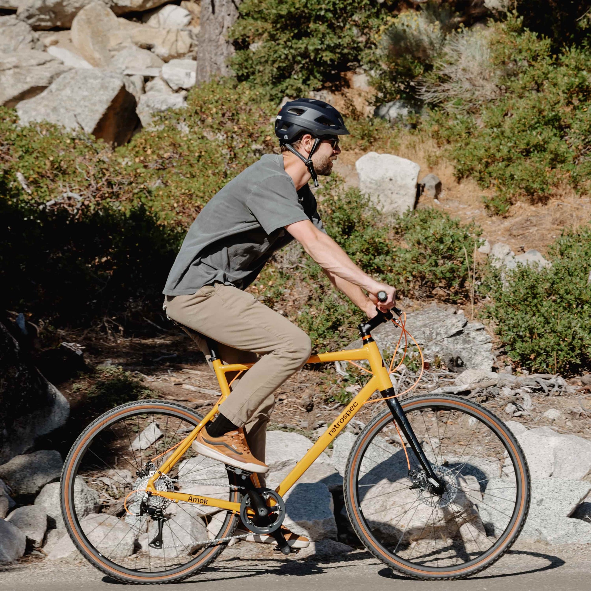 Amok Gravel Adventure Bike - 8 Speed | Retrospec