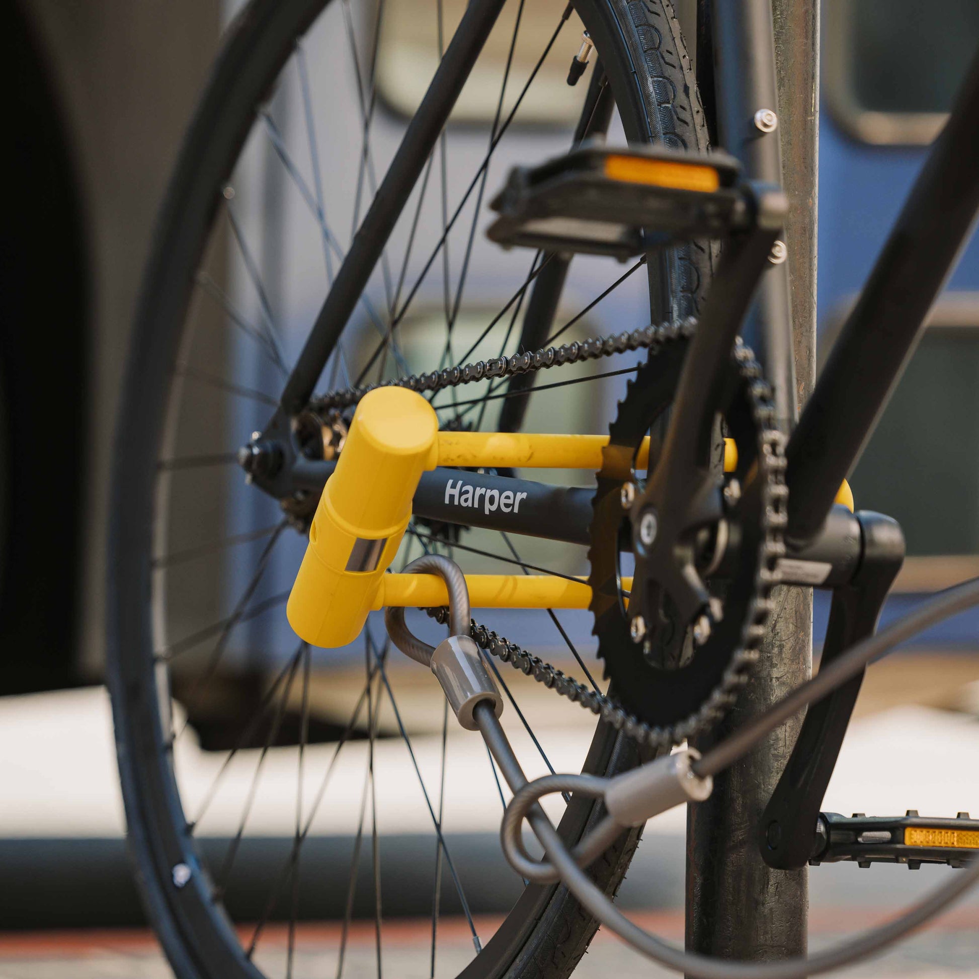 Lookout U-Lock Bike Lock With Cable - 14mm | Retrospec