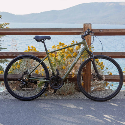 Barron Plus Comfort Hybrid Bike - 21 Speed | Retrospec