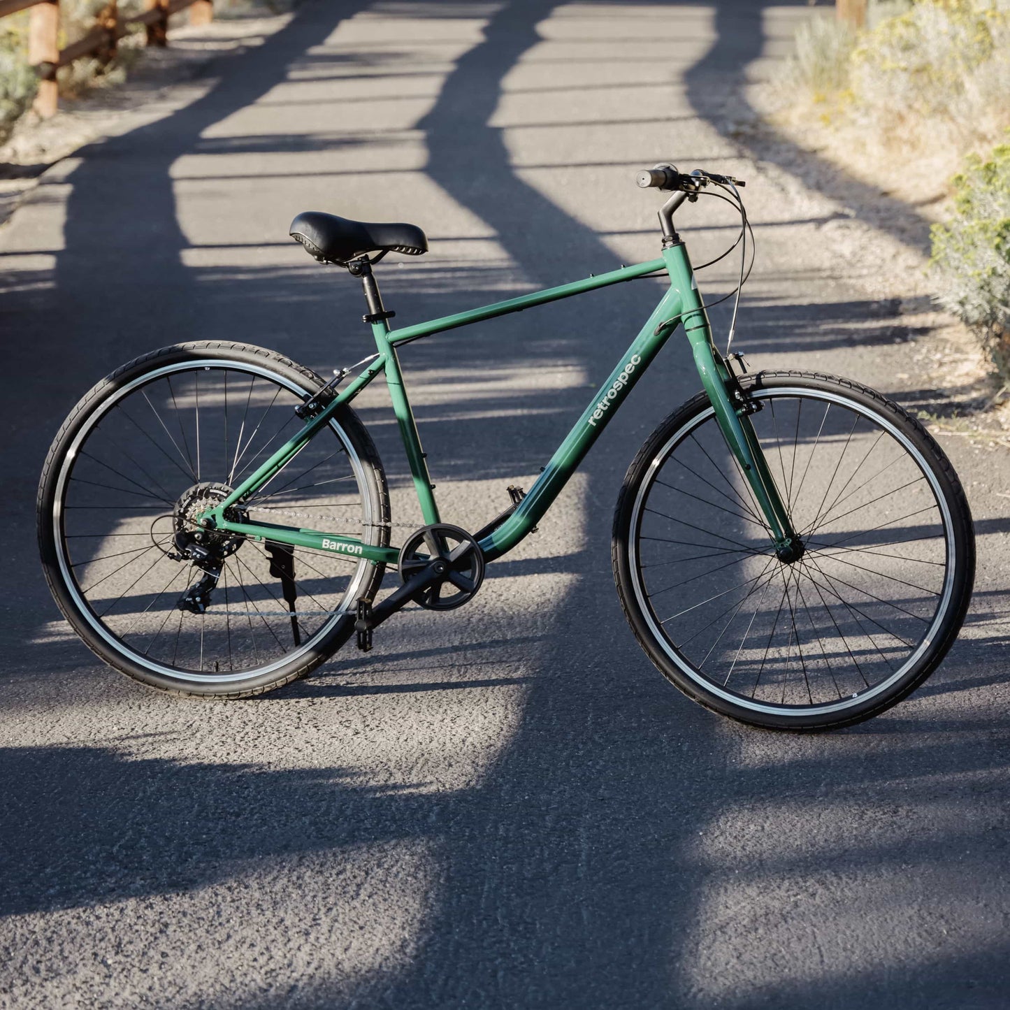 Barron Comfort Hybrid Bike - 7 Speed | Retrospec
