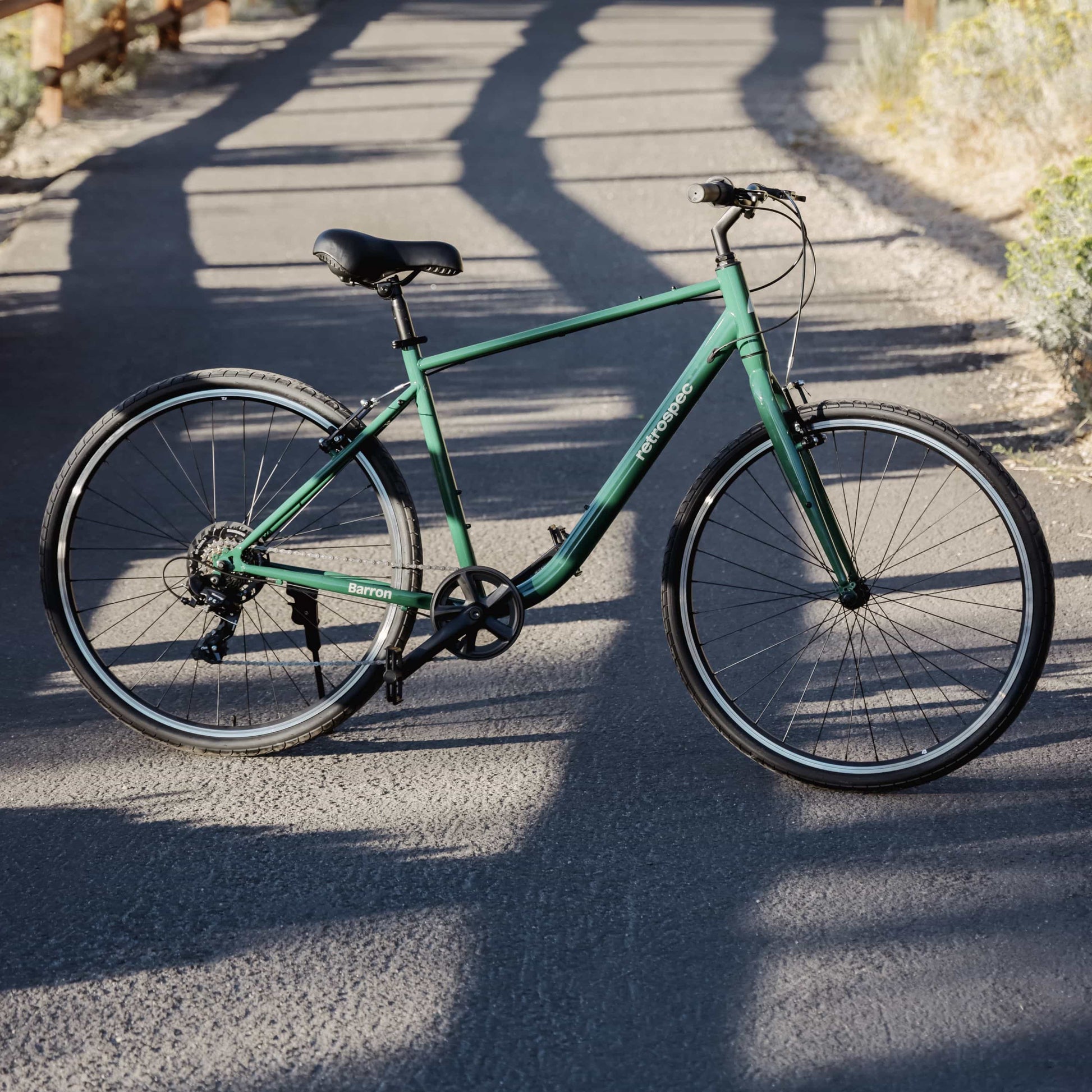 Barron Comfort Hybrid Bike - 7 Speed | Retrospec